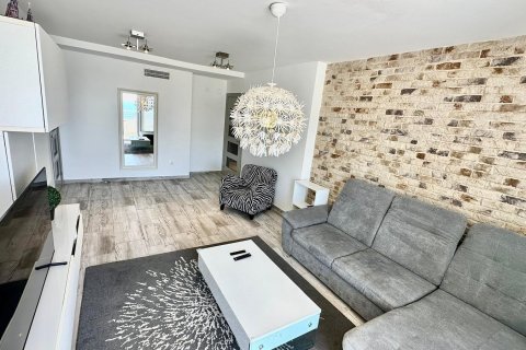 Продажа квартиры Бенидорм, Аликанте, Испания 3 спальни, 124м2 №109378 - фото 13