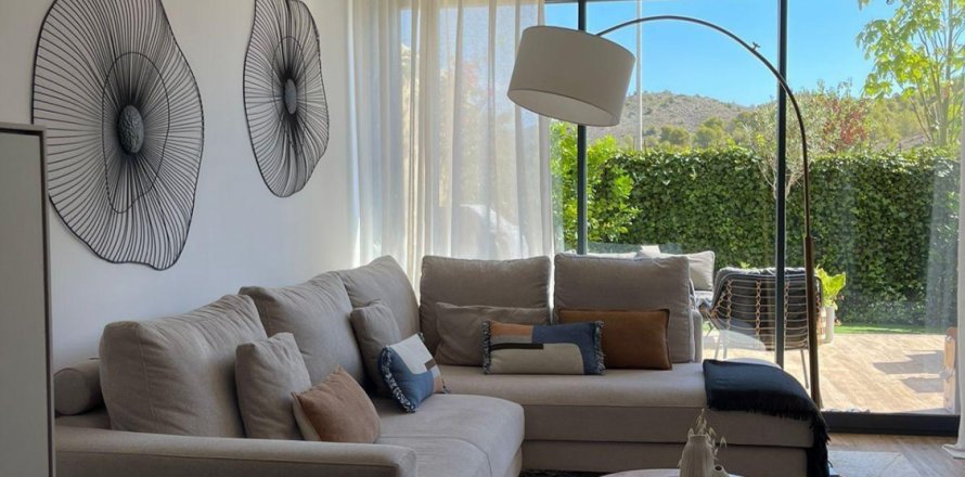 Penthouse Villajoyosa, Alicante, Spain 2 bedrooms, 159 sq.m. No. 109385