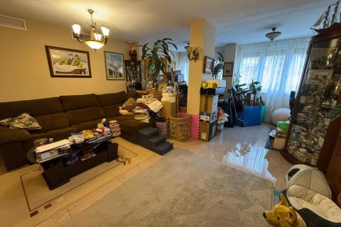 Apartment for sale Alicante, Spain 2 bedrooms, 126 sq.m. No. 109375 - photo 3