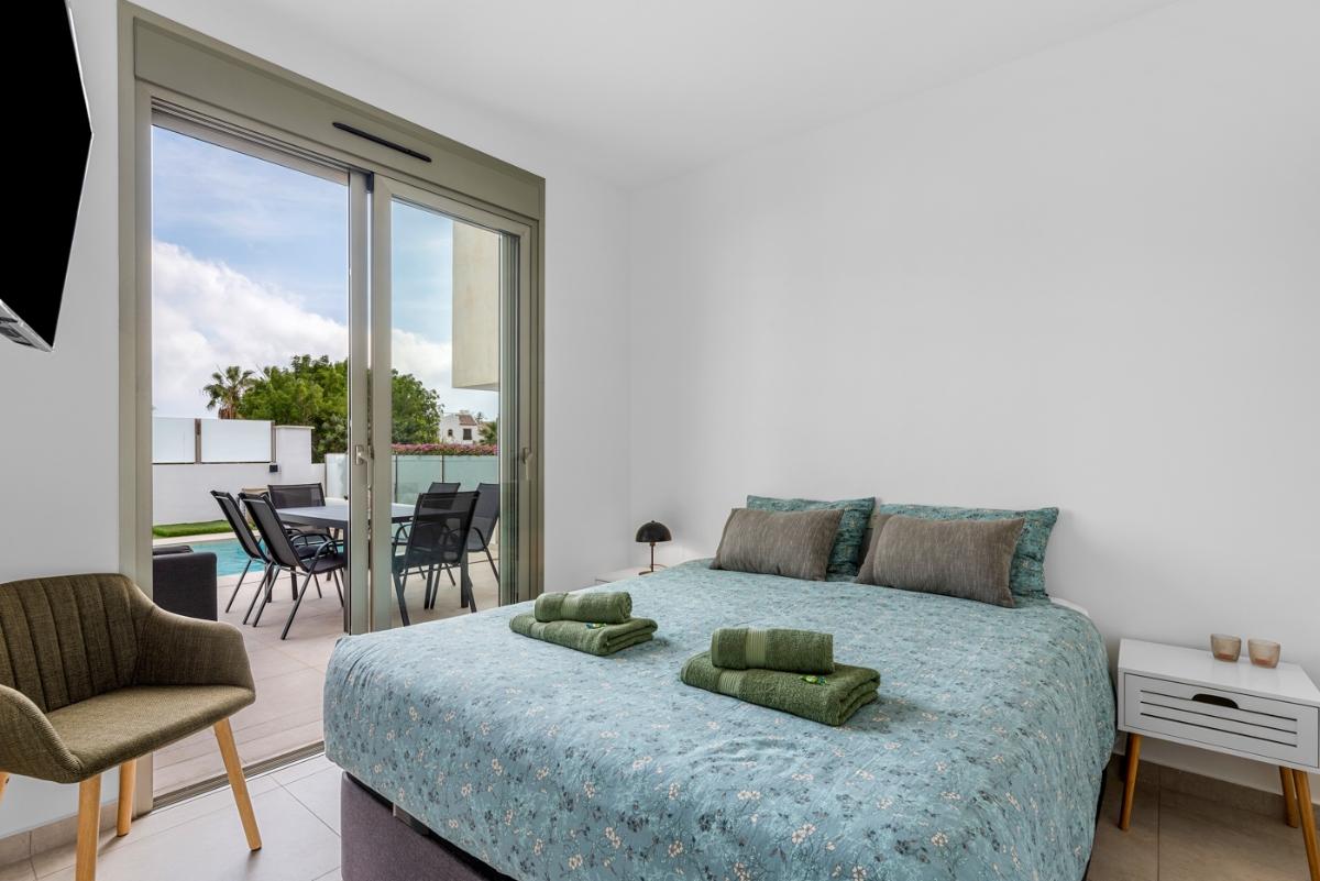 Villa à Alicante, Espagne 4 chambres, 150 m2 No. 149113