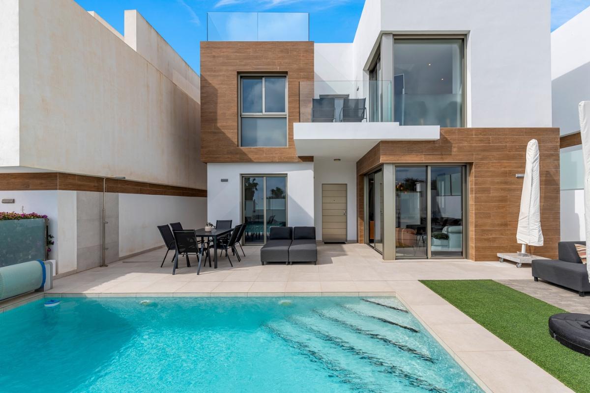 Villa à Alicante, Espagne 4 chambres, 150 m2 No. 149113