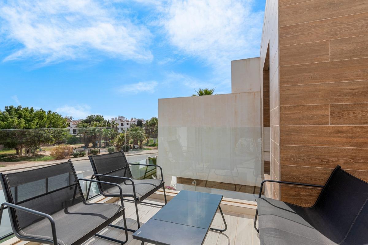 Villa à Alicante, Espagne 4 chambres, 150 m2 No. 149113