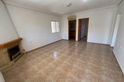 Huvila myytävänä Algorfa, Alicante, Espanja, 2 makuuhuonetta, 73 m2 No. 149116 - kuva 5