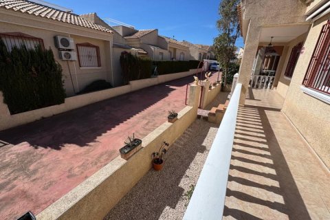 Huvila myytävänä Algorfa, Alicante, Espanja, 2 makuuhuonetta, 73 m2 No. 149116 - kuva 18