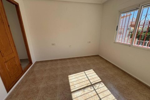 Huvila myytävänä Algorfa, Alicante, Espanja, 2 makuuhuonetta, 73 m2 No. 149116 - kuva 10