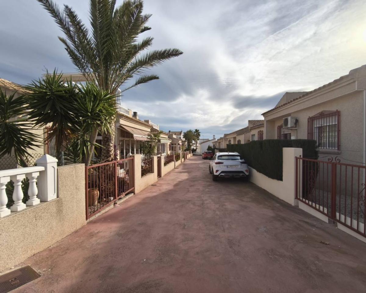 Villa in Algorfa, Alicante, Spain 2 bedrooms, 73 sq.m. No. 149116
