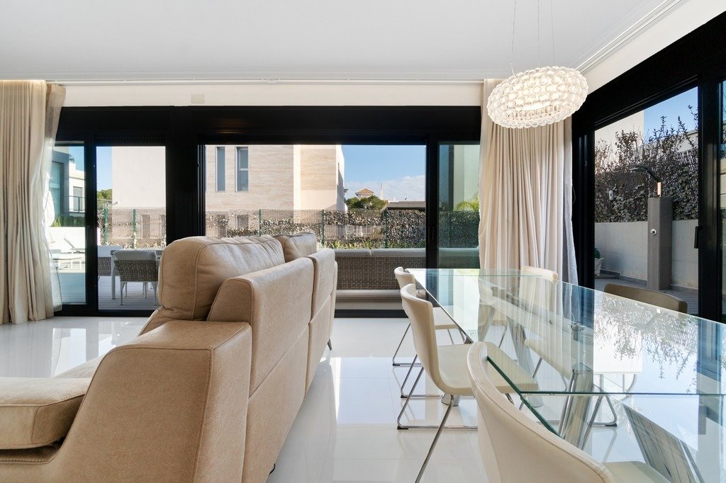 Villa in Alicante, Spain 3 bedrooms, 196 sq.m. No. 149117