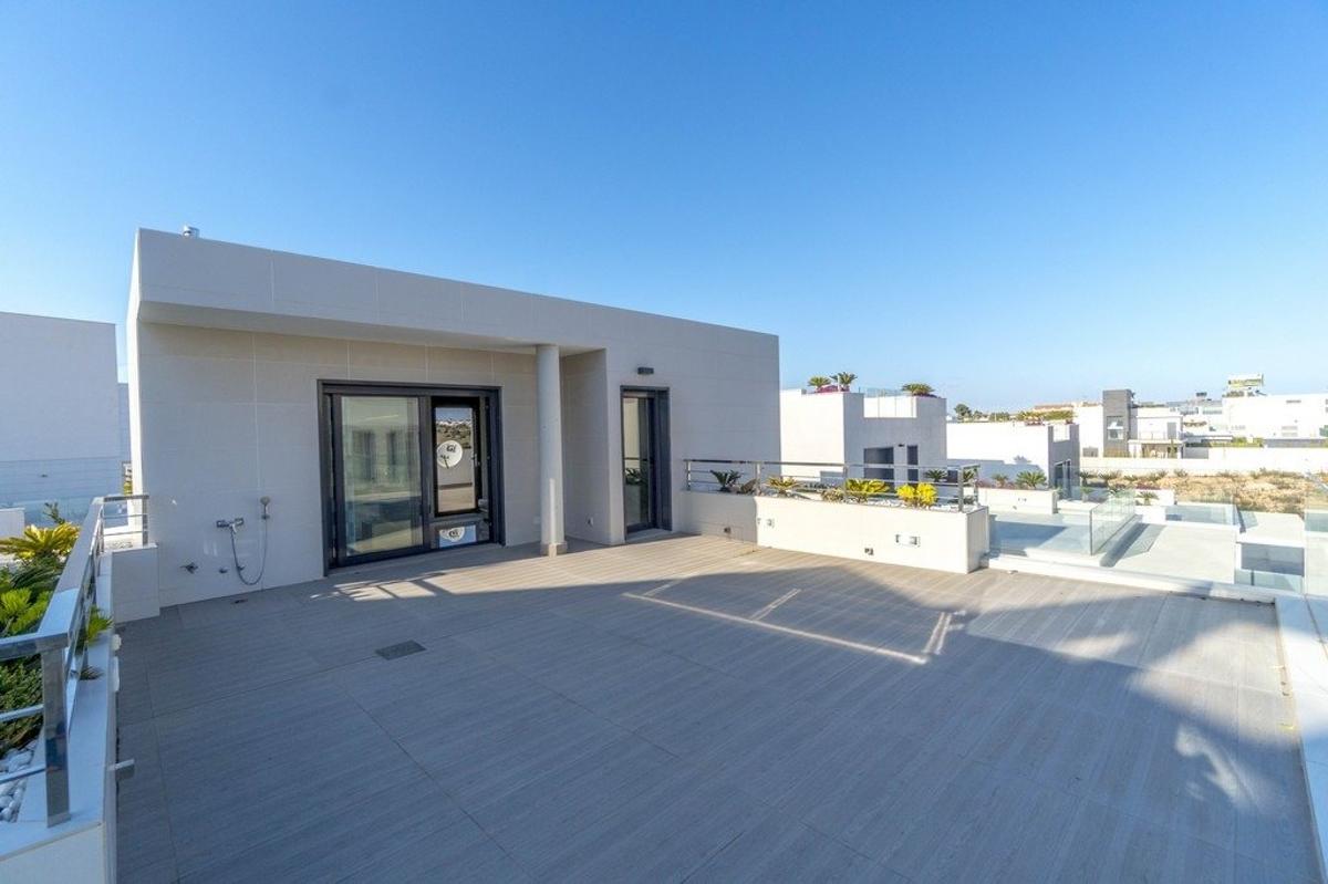 Villa in Alicante, Spain 3 bedrooms, 196 sq.m. No. 149117