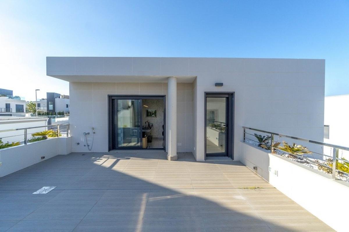 Villa in Alicante, Spain 3 bedrooms, 196 sq.m. No. 149117