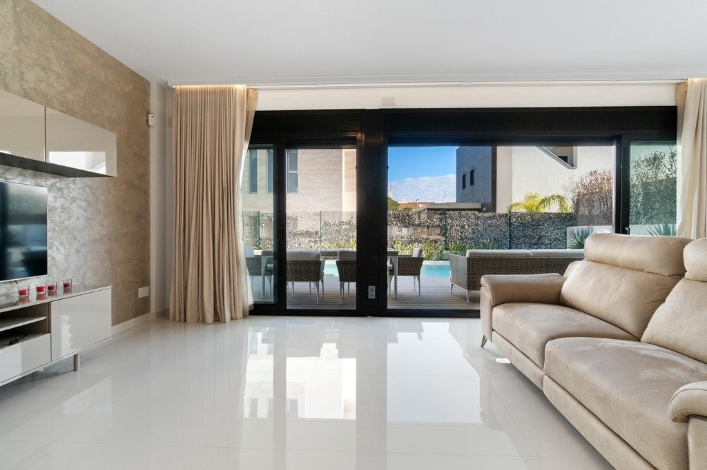 Villa in Alicante, Spain 3 bedrooms, 196 sq.m. No. 149117
