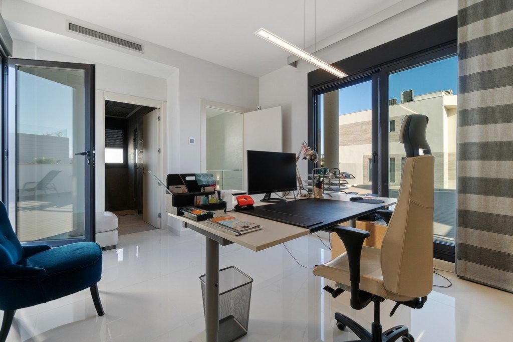Villa in Alicante, Spain 3 bedrooms, 196 sq.m. No. 149117