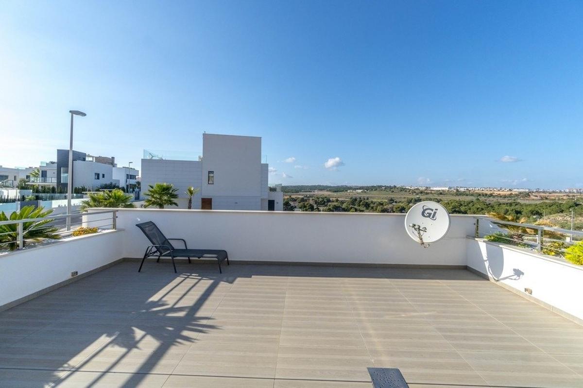 Villa in Alicante, Spain 3 bedrooms, 196 sq.m. No. 149117