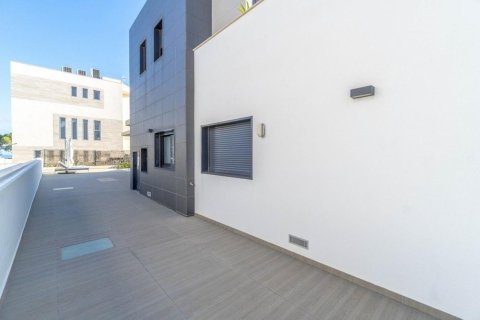 Villa for sale in Alicante, Spain 3 bedrooms, 196 sq.m. No. 149117 - photo 30