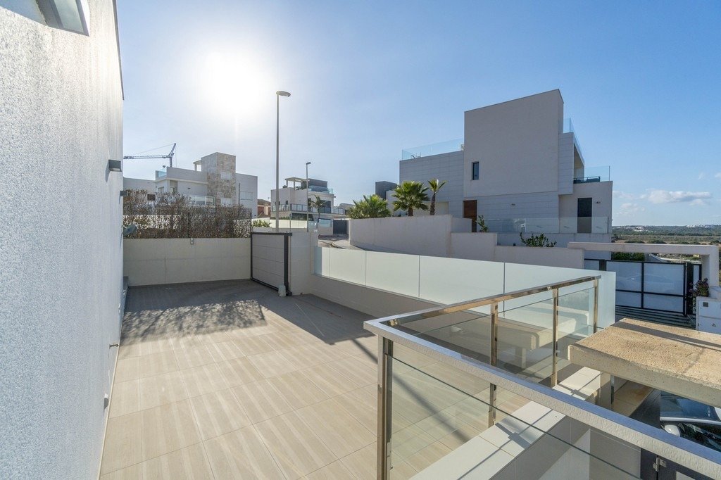Villa in Alicante, Spain 3 bedrooms, 196 sq.m. No. 149117