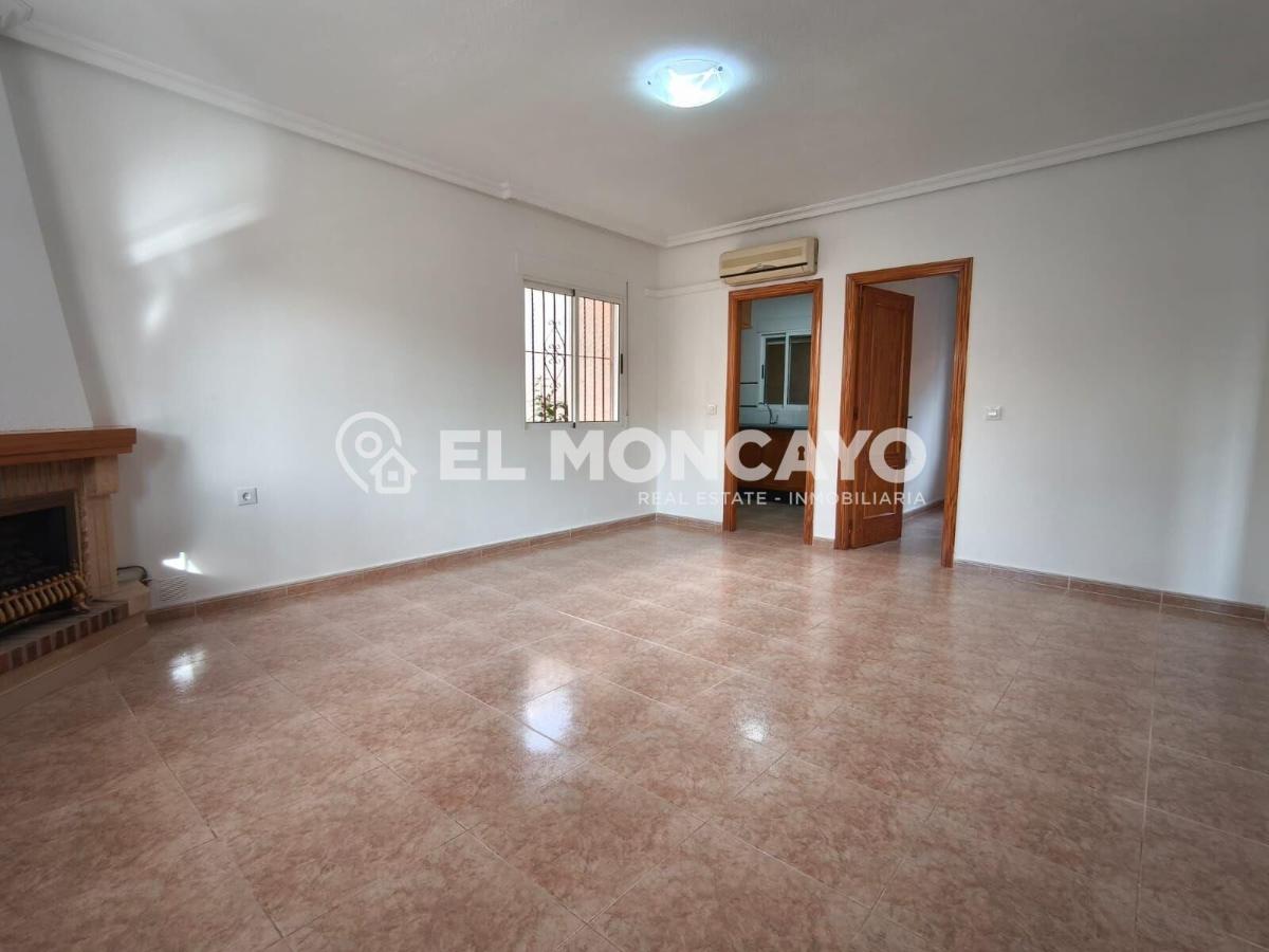 Villa a Algorfa, Alicante, Spagna 3 camere da letto, 84 mq. N° 149114