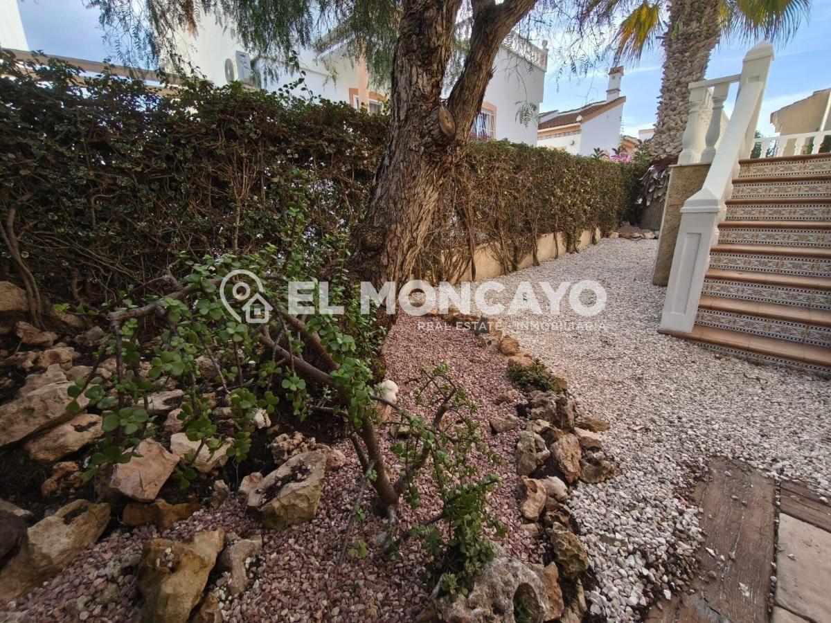 Villa a Algorfa, Alicante, Spagna 3 camere da letto, 84 mq. N° 149114