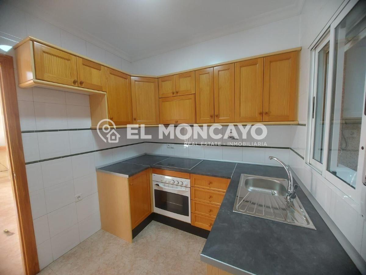 Villa a Algorfa, Alicante, Spagna 3 camere da letto, 84 mq. N° 149114