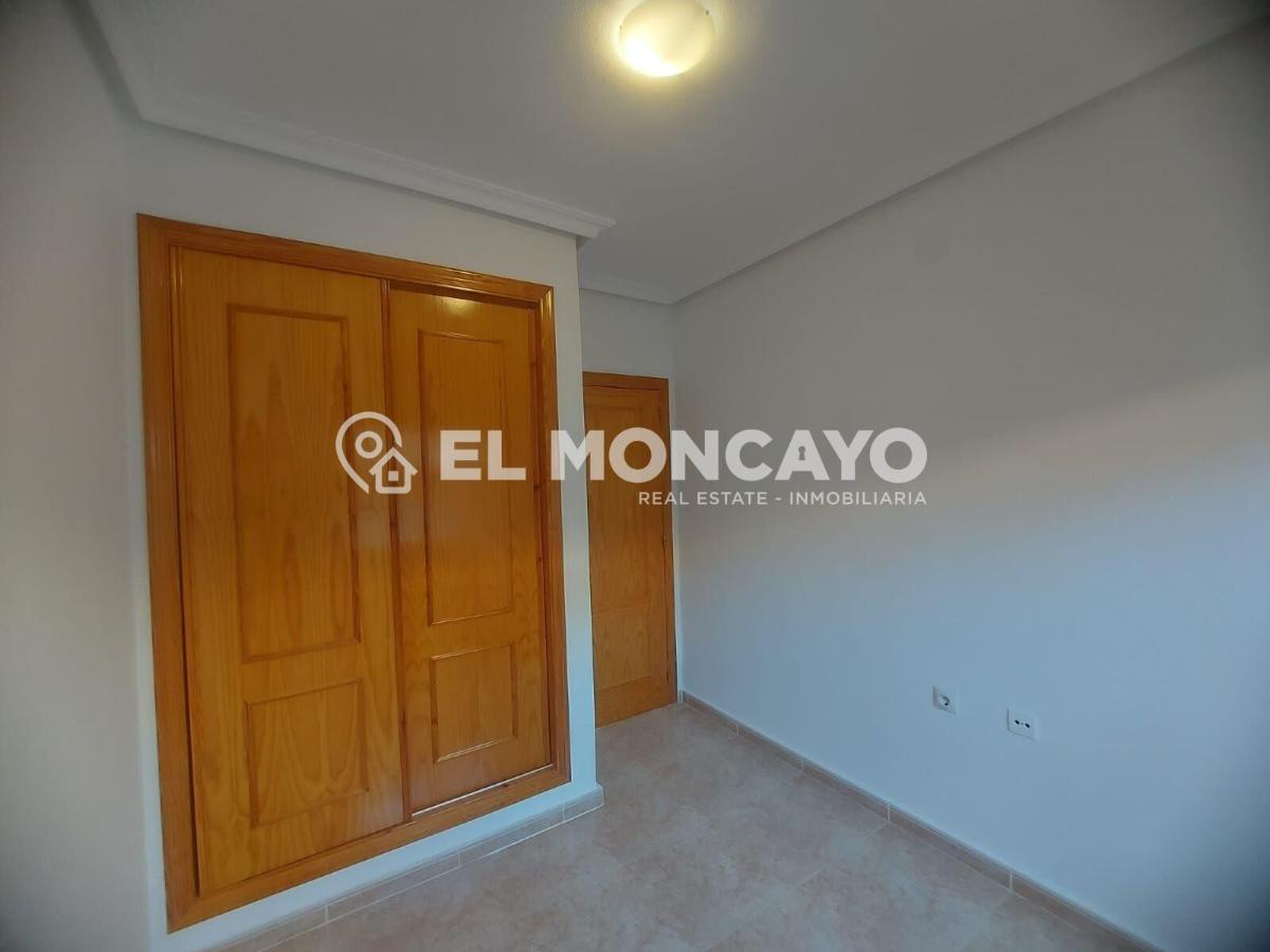 Villa a Algorfa, Alicante, Spagna 3 camere da letto, 84 mq. N° 149114