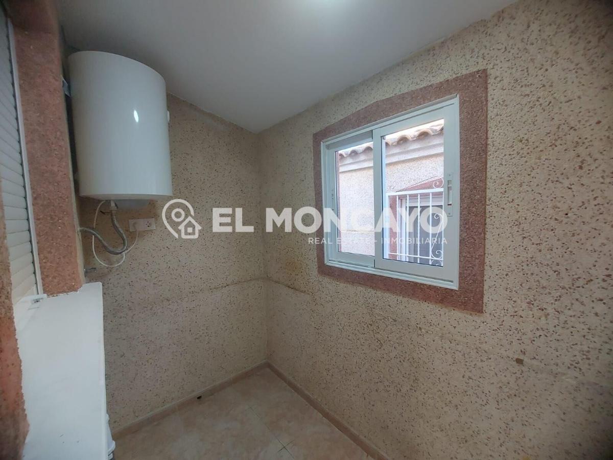 Villa a Algorfa, Alicante, Spagna 3 camere da letto, 84 mq. N° 149114