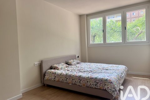 Apartment à louer à Barcelona, Espagne, 3 chambres, 87 m2 No. 187557 - photo 10