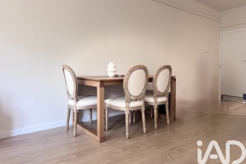 Apartment à louer à Barcelona, Espagne, 3 chambres, 87 m2 No. 187557 - photo 5
