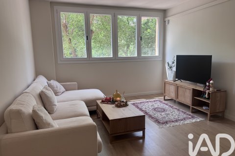 Apartment à Barcelona, Espagne 3 chambres, 87 m2 No. 187557
