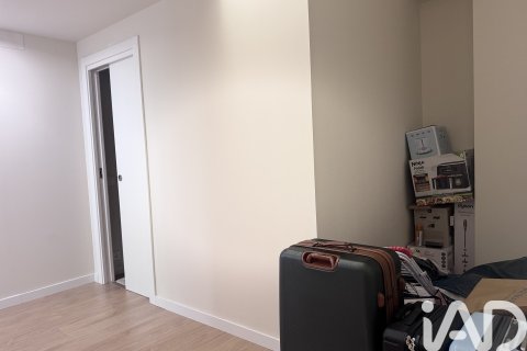 Apartment à louer à Barcelona, Espagne, 3 chambres, 87 m2 No. 187557 - photo 14