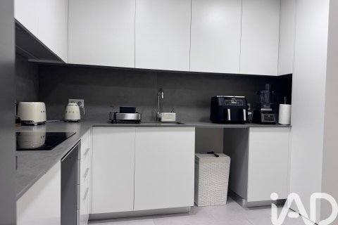 Apartment à louer à Barcelona, Espagne, 3 chambres, 87 m2 No. 187557 - photo 8
