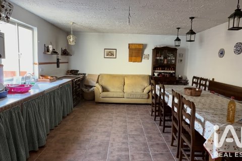 House à vendre à Cabreros Del Rio, Leon, Espagne, 5 chambres, 212 m2 No. 187552 - photo 8