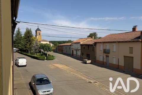 House à vendre à Cabreros Del Rio, Leon, Espagne, 5 chambres, 212 m2 No. 187552 - photo 25
