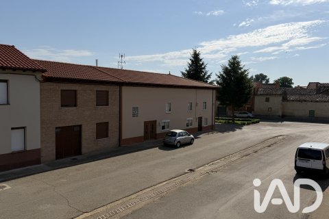House à vendre à Cabreros Del Rio, Leon, Espagne, 5 chambres, 212 m2 No. 187552 - photo 26