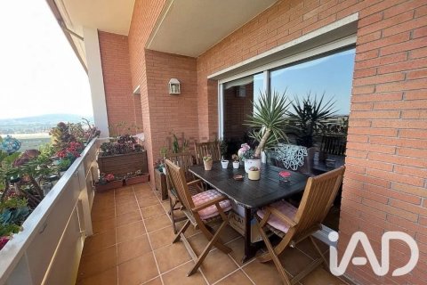 Duplex à vendre à Sant Feliu de Llobregat, Barcelona, Espagne, 4 chambres, 209 m2 No. 187553 - photo 3