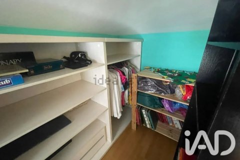 Duplex à vendre à Sant Feliu de Llobregat, Barcelona, Espagne, 4 chambres, 209 m2 No. 187553 - photo 24