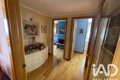 Duplex à vendre à Sant Feliu de Llobregat, Barcelona, Espagne, 4 chambres, 209 m2 No. 187553 - photo 11