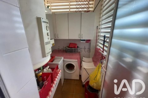 Duplex à vendre à Sant Feliu de Llobregat, Barcelona, Espagne, 4 chambres, 209 m2 No. 187553 - photo 10