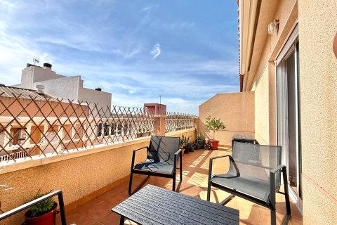 Kattohuoneisto myytävänä Torrevieja, Alicante, Espanja, 2 makuuhuonetta, 77 m2 No. 138817 - kuva 6