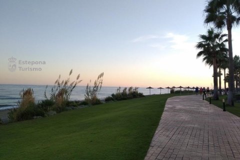 Apartamento en venta en Estepona, Málaga, España 2 dormitorios, 72 m2 No. 169391 - foto 10