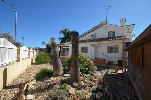 Villa till salu i Santiago de la Ribera, Murcia, Spanien 4 sovrum, 351 kvm. Nr. 140458 - foto 2