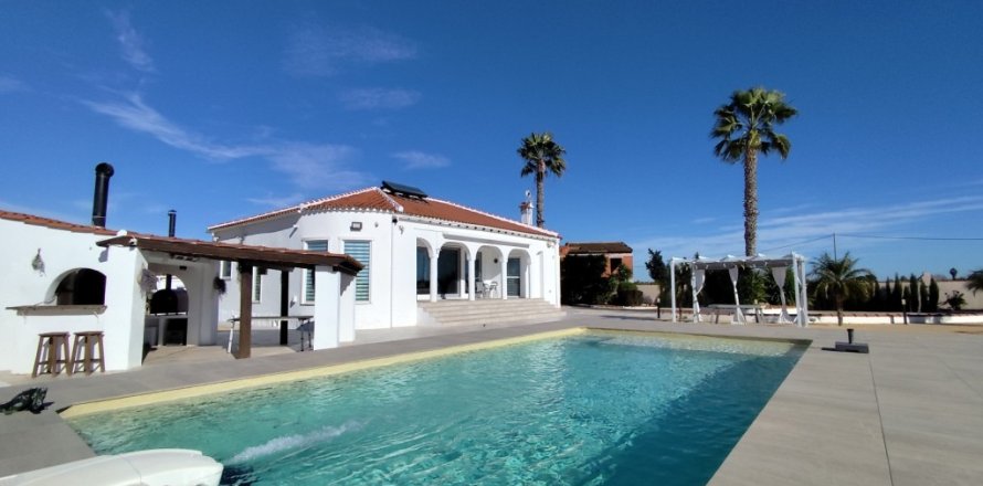 Huvila Alicante, Espanja 3 makuuhuonetta, 165 m2 No. 147595