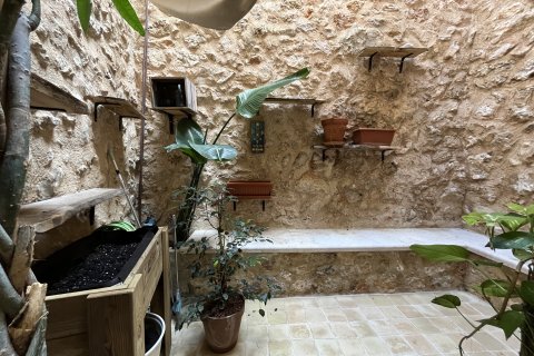 Kaupunkipientalo vuokrattavana Alaro, Mallorca, Espanja, 3 makuuhuonetta, 186 m2 No. 147590 - kuva 6