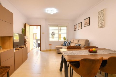 Talo myytävänä Algorfa, Alicante, Espanja, 3 makuuhuonetta, 170 m2 No. 147593 - kuva 2