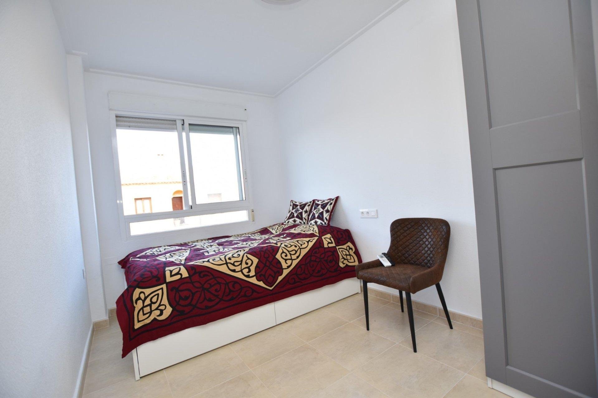 Casa a Algorfa, Alicante, Spagna 3 camere da letto, 170 mq. N° 147593