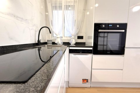 Appartamento in vendita a Torrevieja, Alicante, Spagna 2 camere da letto, 50 mq. N° 184287 - foto 4
