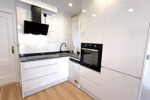 Appartamento in vendita a Torrevieja, Alicante, Spagna 2 camere da letto, 50 mq. N° 184287 - foto 8