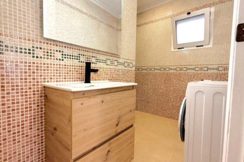 Appartamento in vendita a Torrevieja, Alicante, Spagna 2 camere da letto, 50 mq. N° 184287 - foto 25