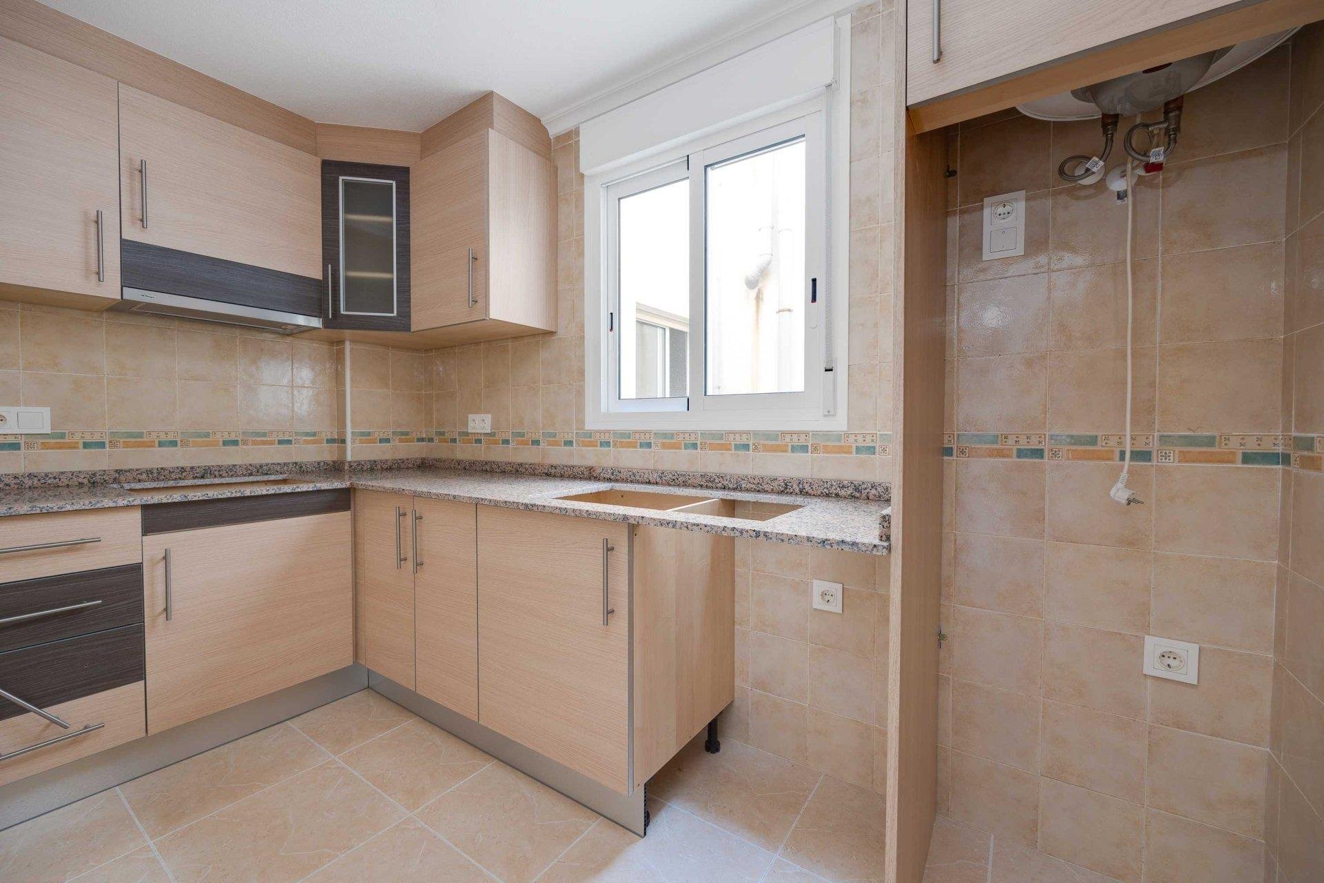 Apartment à San Fulgencio, Alicante, Espagne 2 chambres, 75 m2 No. 184282