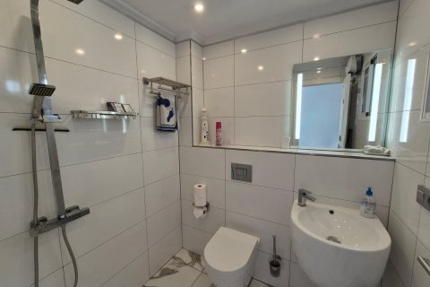 Bungalow en venta en San Miguel de Salinas, Alicante, España 1 dormitorio, 30 m2 No. 184285 - foto 12