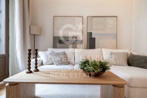 Huoneisto myytävänä Madrid, Espanja, 4 makuuhuonetta, 132 m2 No. 156954 - kuva 17