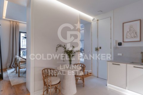 Huoneisto myytävänä Madrid, Espanja, 4 makuuhuonetta, 132 m2 No. 156954 - kuva 5