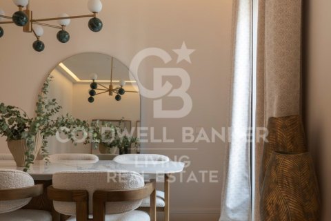 Huoneisto myytävänä Madrid, Espanja, 4 makuuhuonetta, 132 m2 No. 156954 - kuva 21